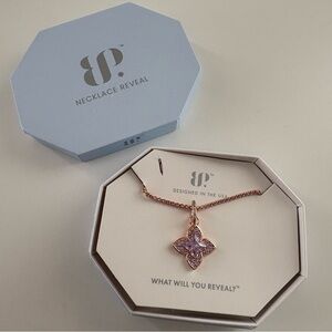 Bomb Party Hurry, Take Clover Necklace NK76322 Lavender Topaz CZ RG Plating